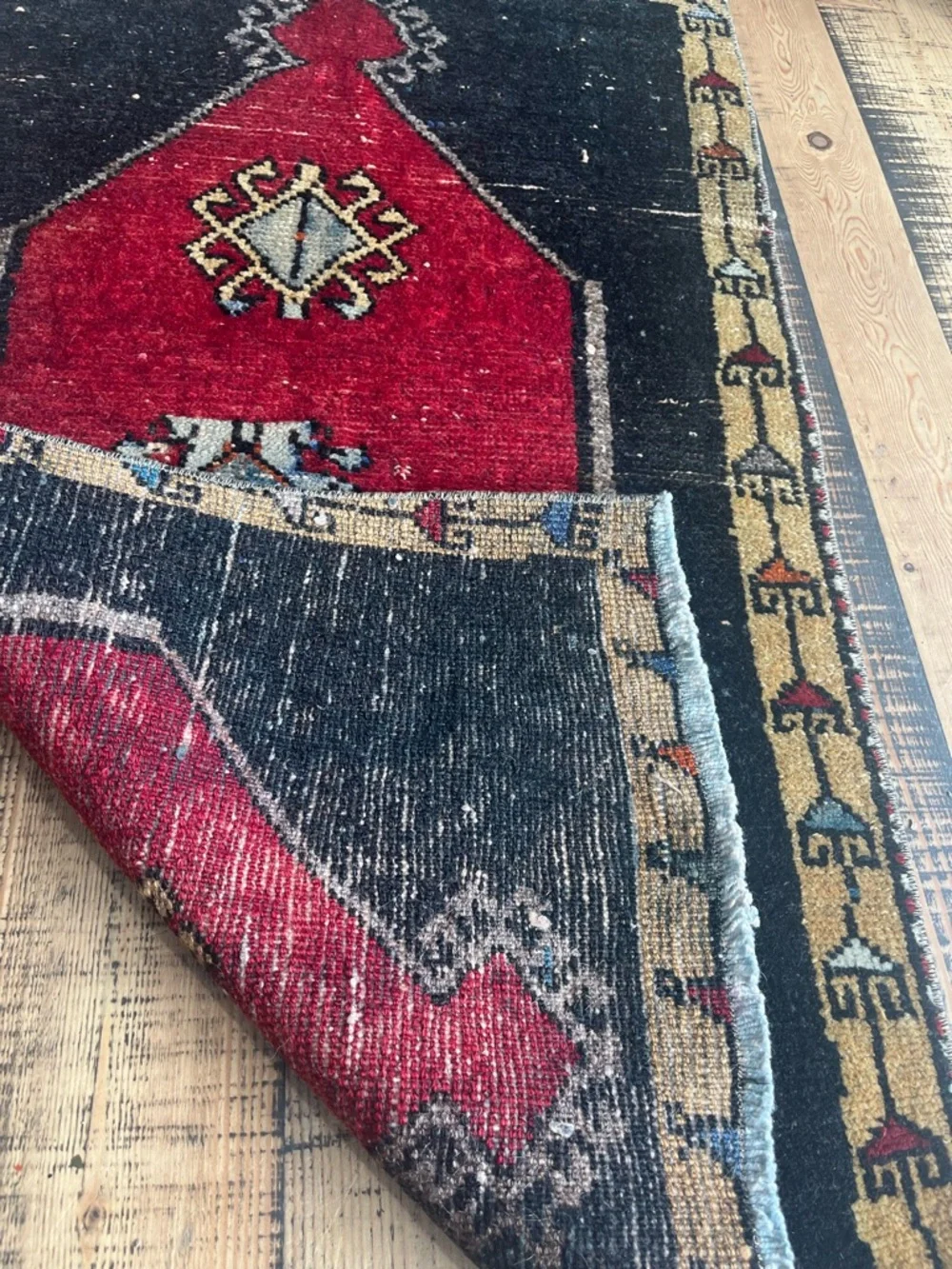 Turkish Vintage Rug - Picture 7 of 7